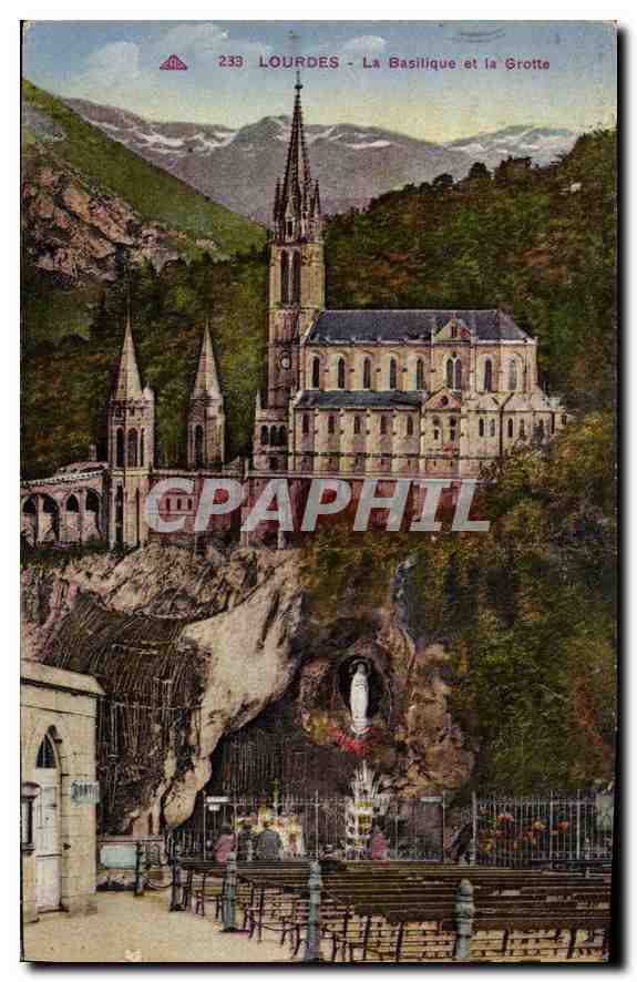 CPA Lourdes La Basilique et la Grotte 