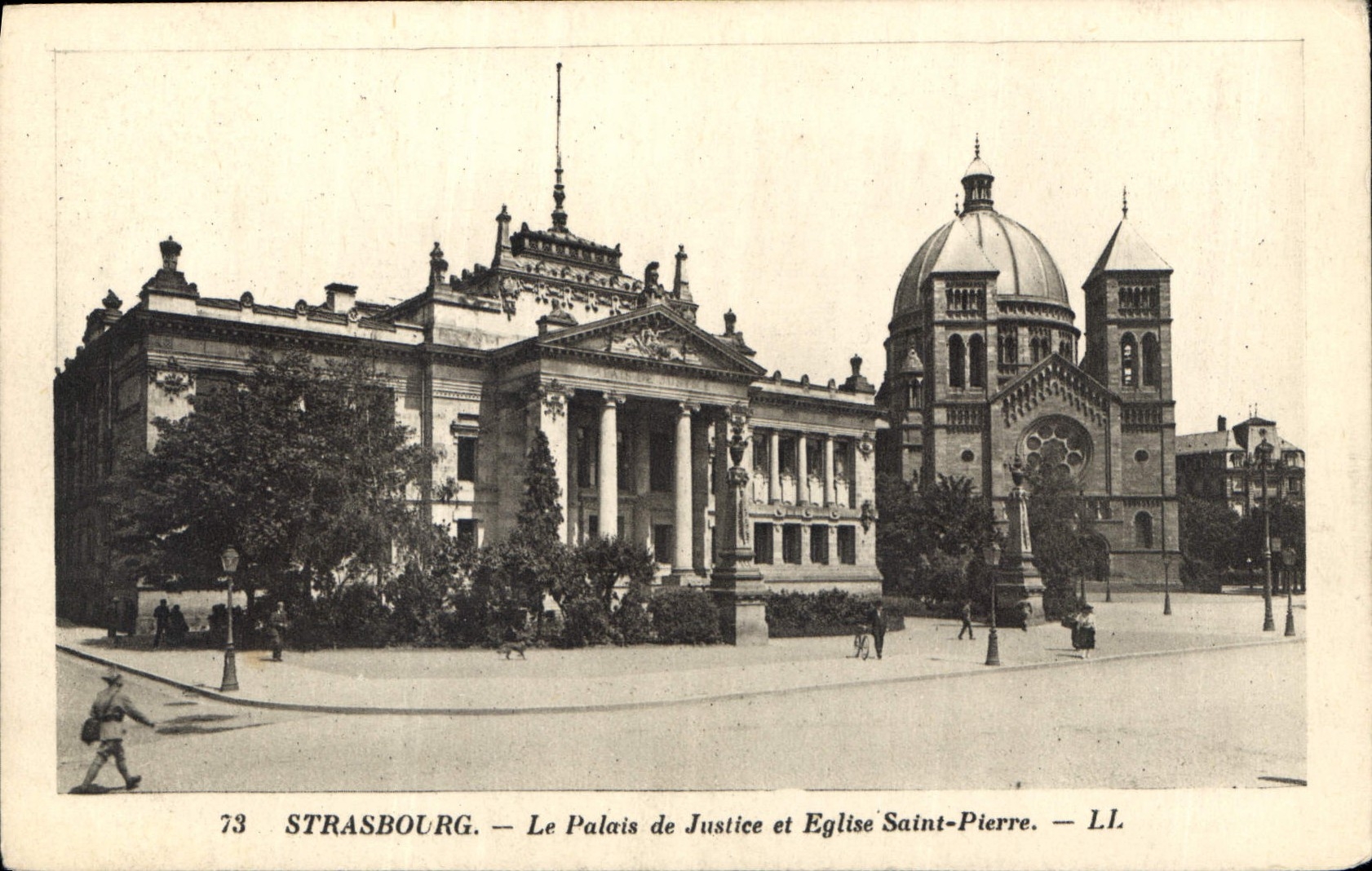 CPA Strasbourg le Palais de Justice et Eglise Saint Pierre 