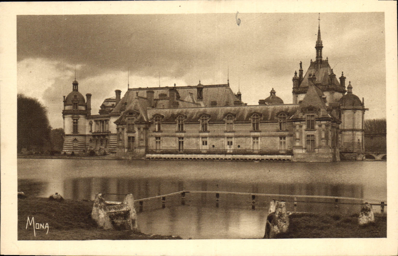 CPA Les petits tableaux de l'Ile de France Chateau de Chantilly les Chateaux le pepip Chateau et la 