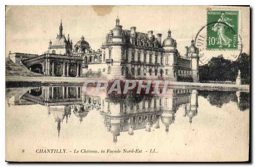 CPA Chantilly Le Chateau la Facade Nord Est 