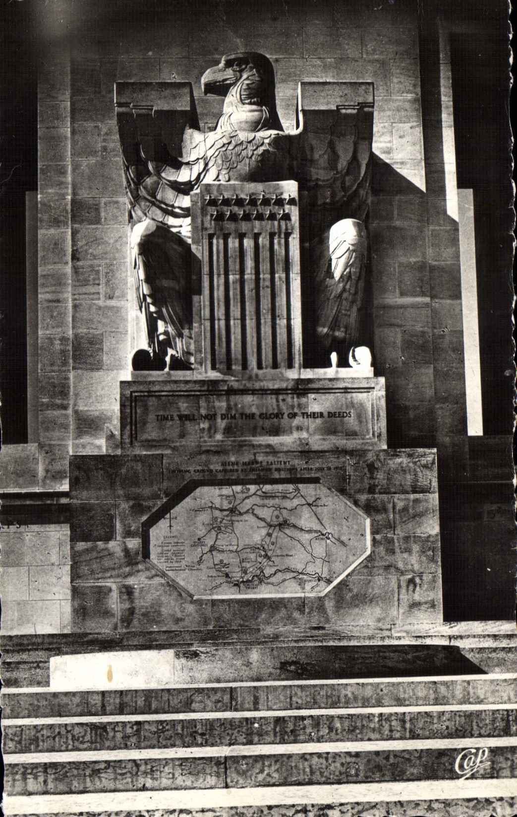 Monument aux Morts — Château-Thierry — éditeur Cap