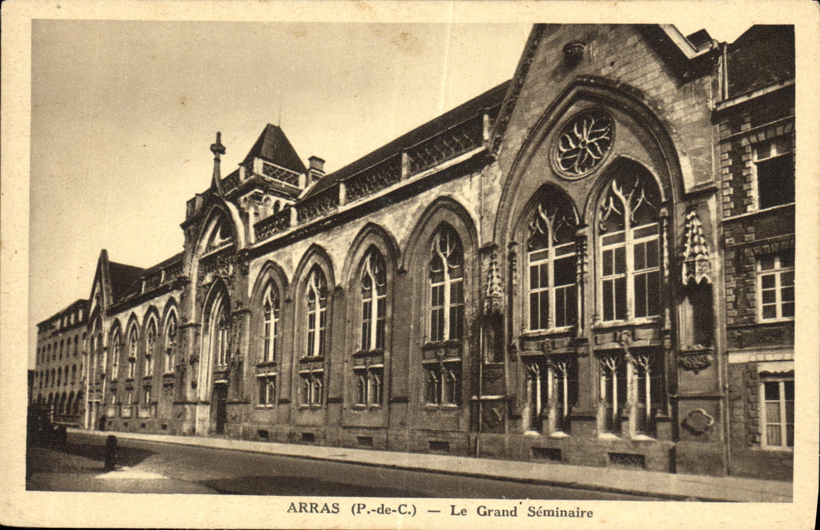 Arras (P.-de-C.) — Le Grand Séminaire