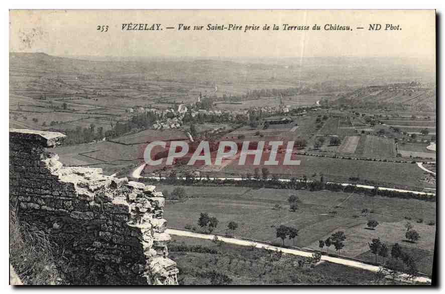 Vézelay — Vue sur Saint-Père prise de la Terrasse du Château — ND Pbot.