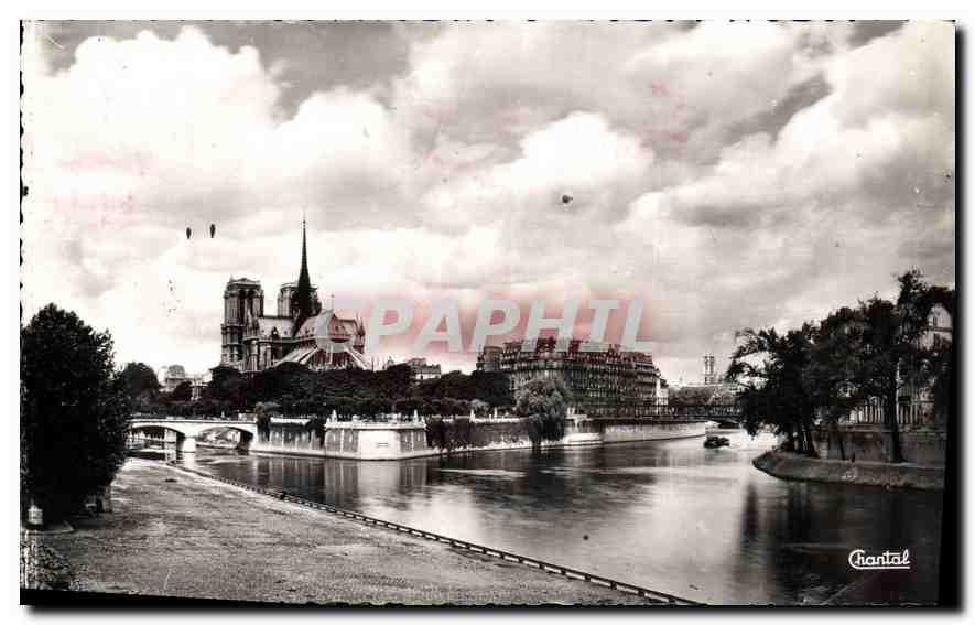 CPA Paris Perspective sur Notre Dame 