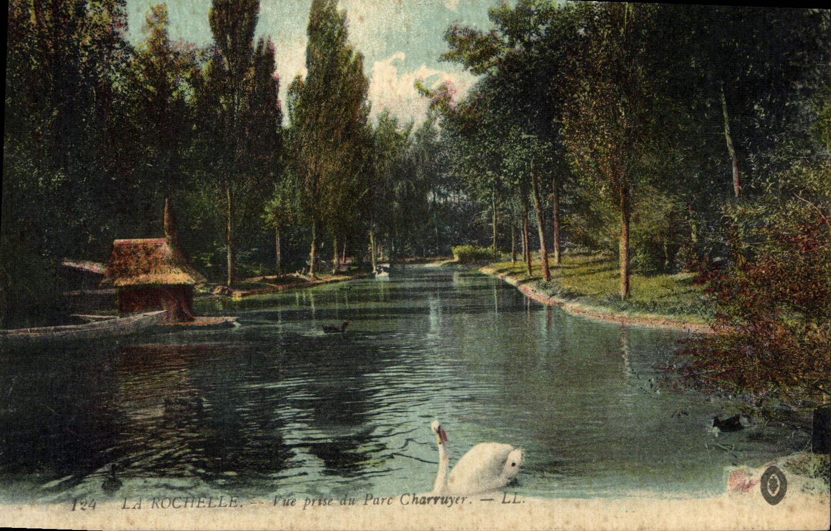 CPA La Rochelle Vue prise du Parc Charruyer 