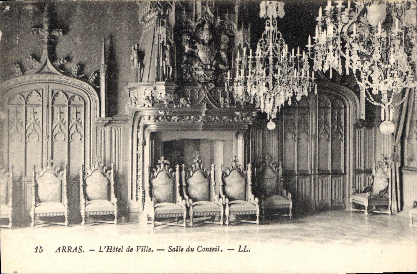 CPA Arras l'Hotel de Ville Salle du Conseil 