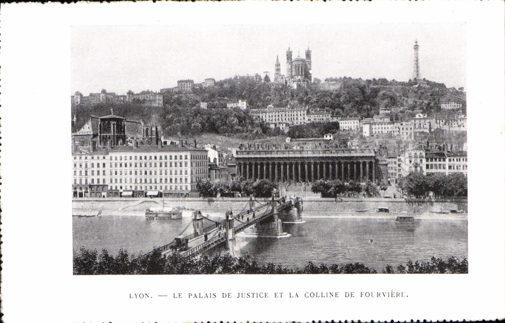 CPA Lyon Le Palais de Justice et la Colline de Fourviere 