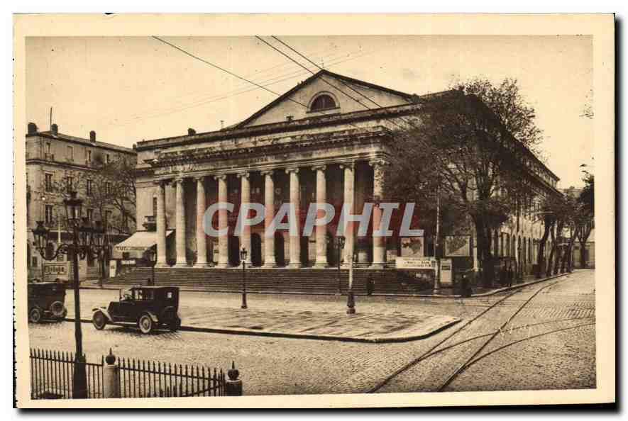CPA La Douce France Nimes gard Le Theatre 