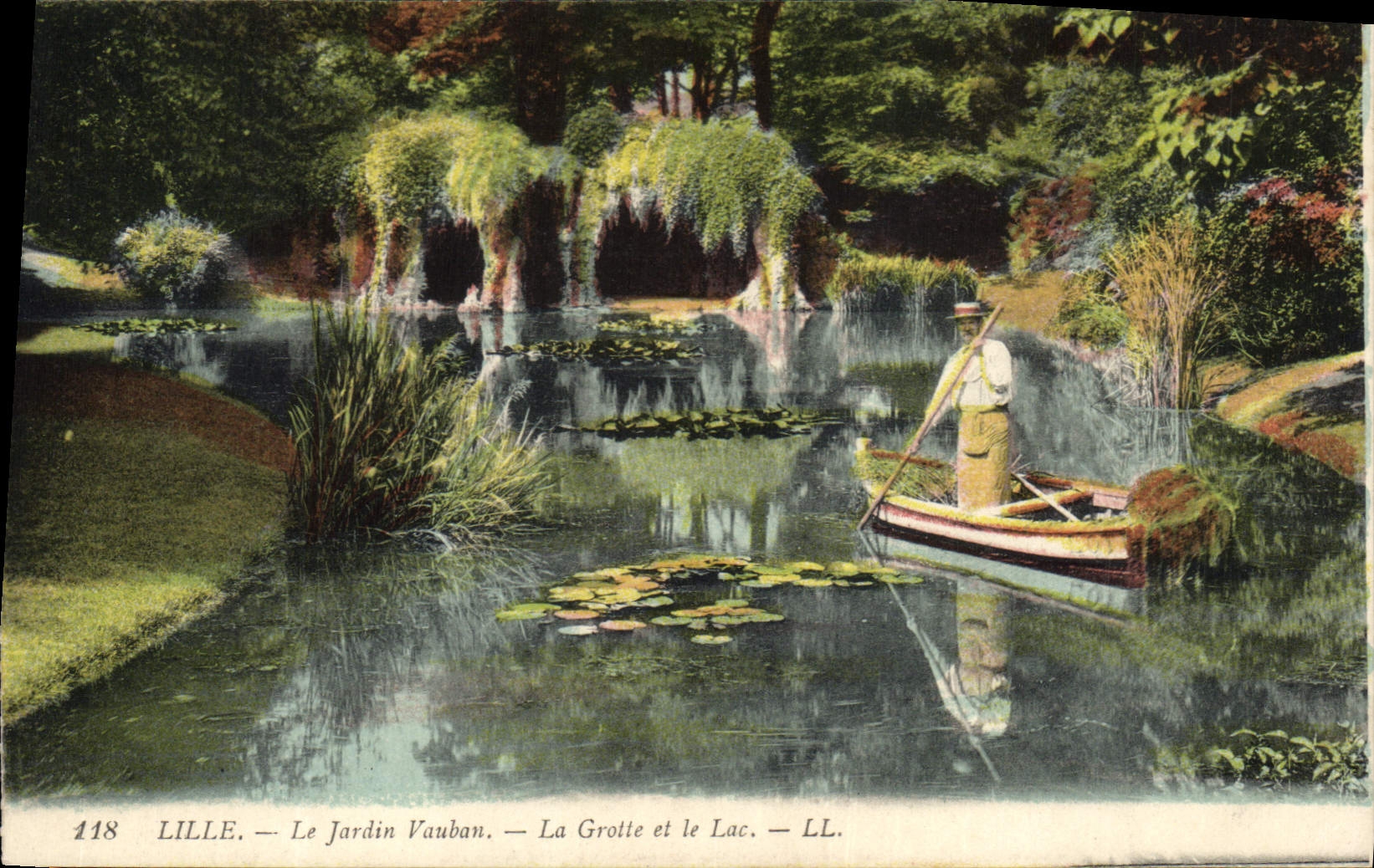 CPA Lille Le Jardin Vauban La Grotte et le Lac 
