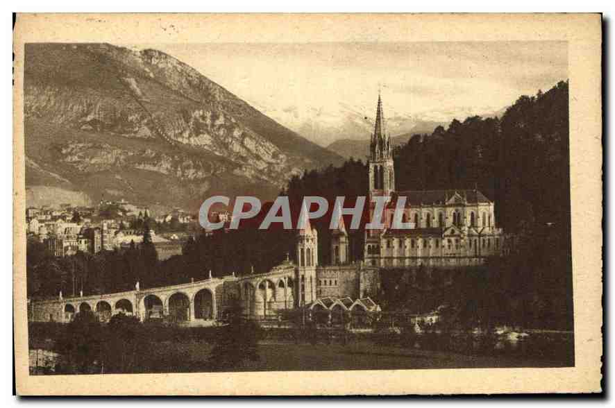CPA Lourdes La Basilique et le Pic du Jer 