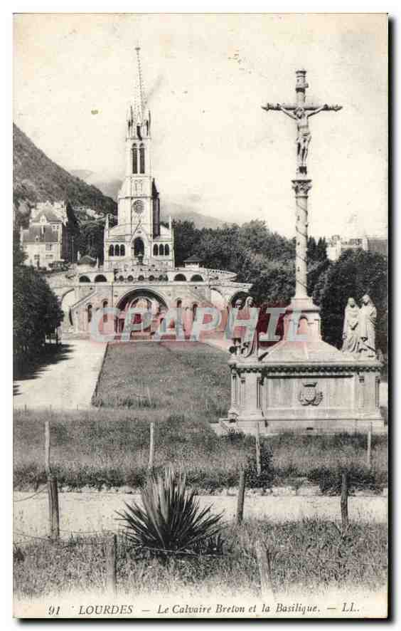 CPA Lourdes Le Calvaire Breton et la Basilique 