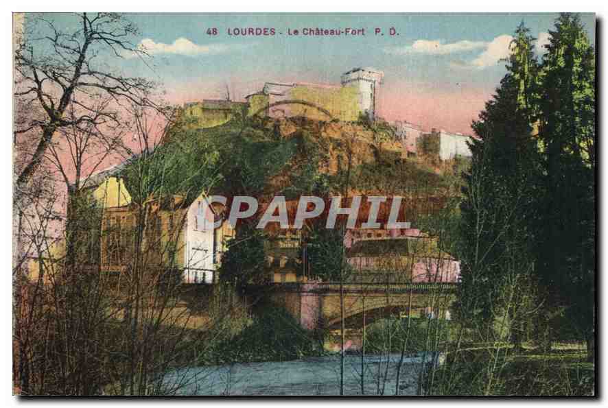 CPA Lourdes Le Chateau Fort 