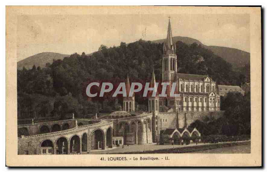 CPA Lourdes La Basilique 