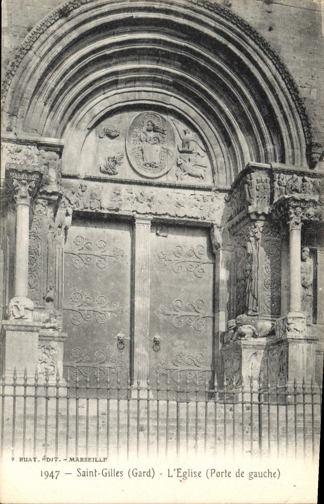 Saint-Gilles (Gard) — L'Église (Porte de gauche) — P. Ruat, Édit. Marseille