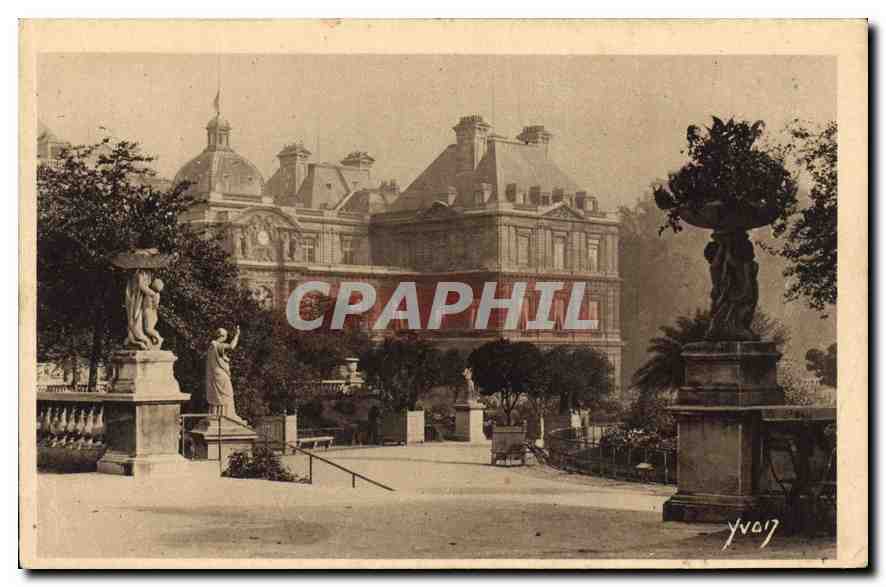 CPA Paris en Flanant le Palais et Jardin du Luxembourg 