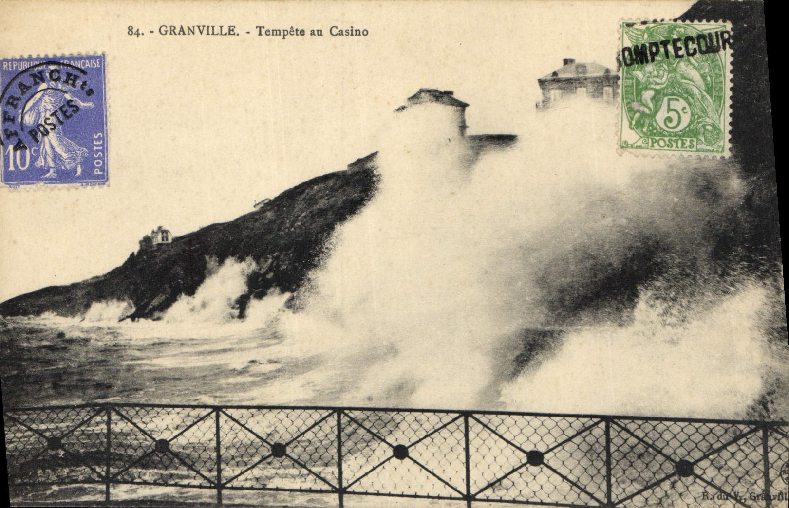 Granville - Tempête au Casino — R. d'Or, Granville