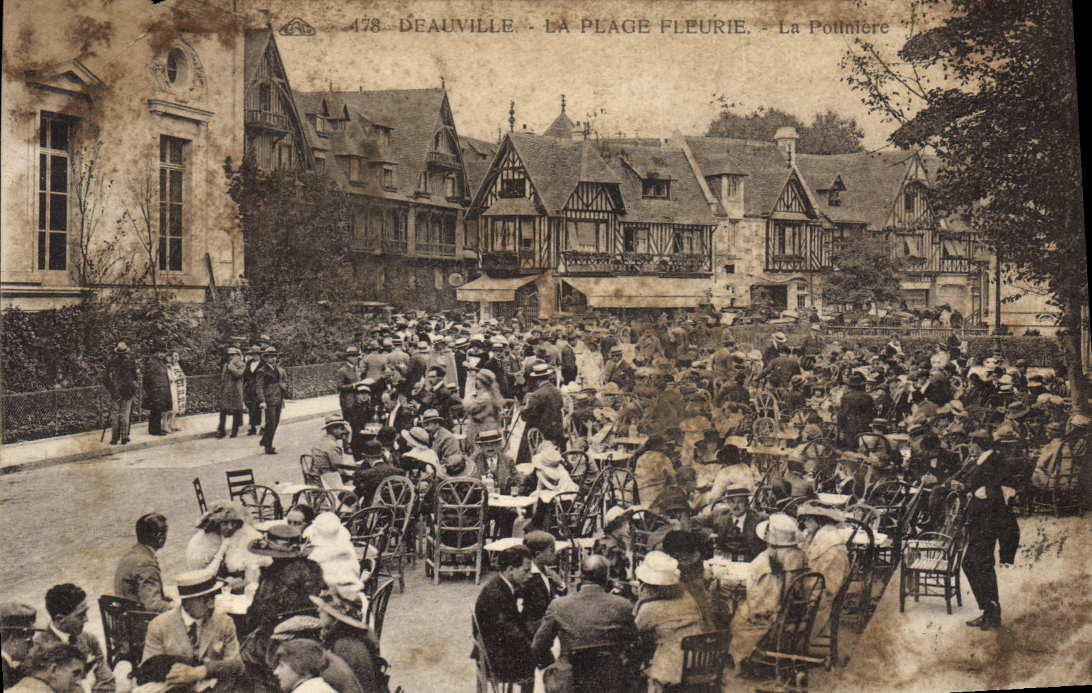 Deauville - La Plage Fleurie - La Poulinière