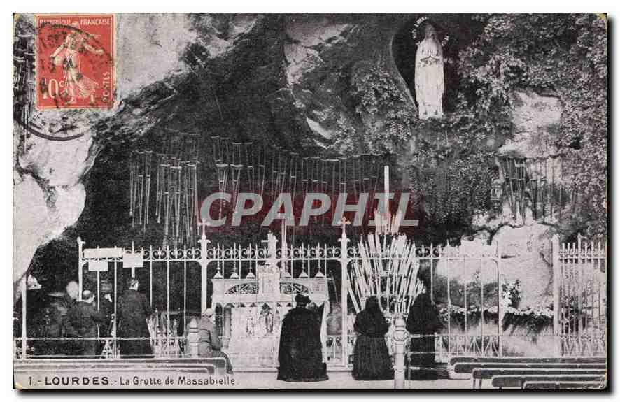CPA Lourdes la Grotte de Massabielle 