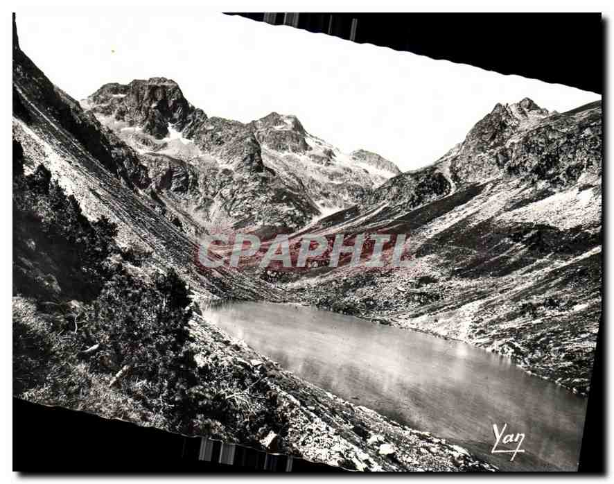 CPA Cauterets Valle de Lutour le lac d'Estorn 