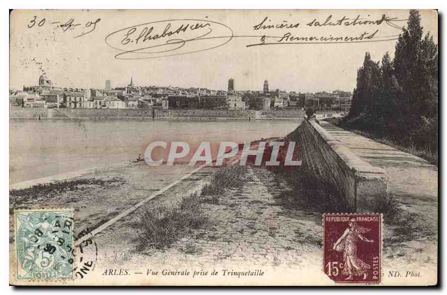 CPA Arles Vue generale prise de Trinquetaille 