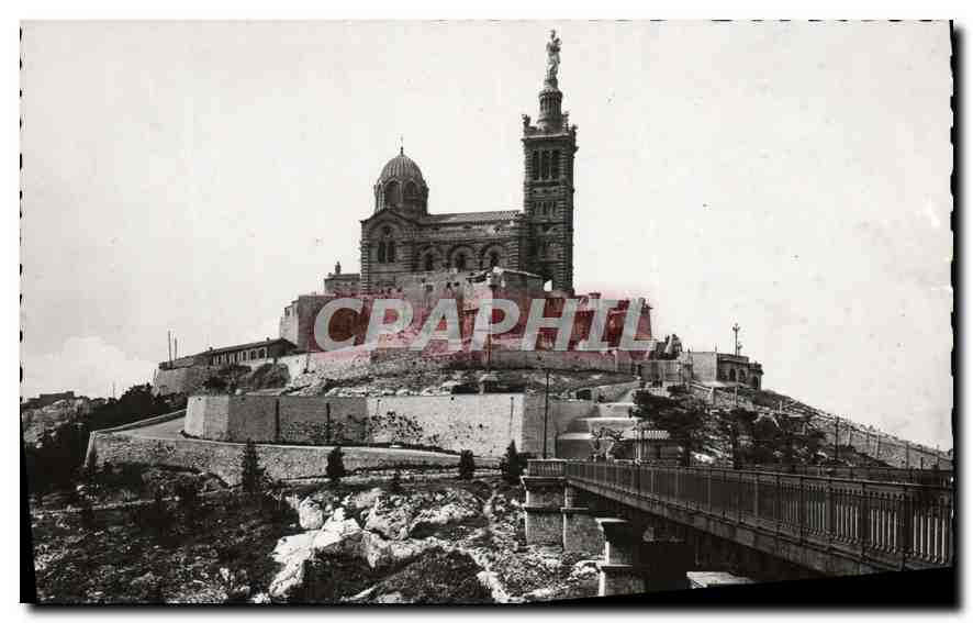 CPA Marseille Basilique de Notre Dame de la Garde 