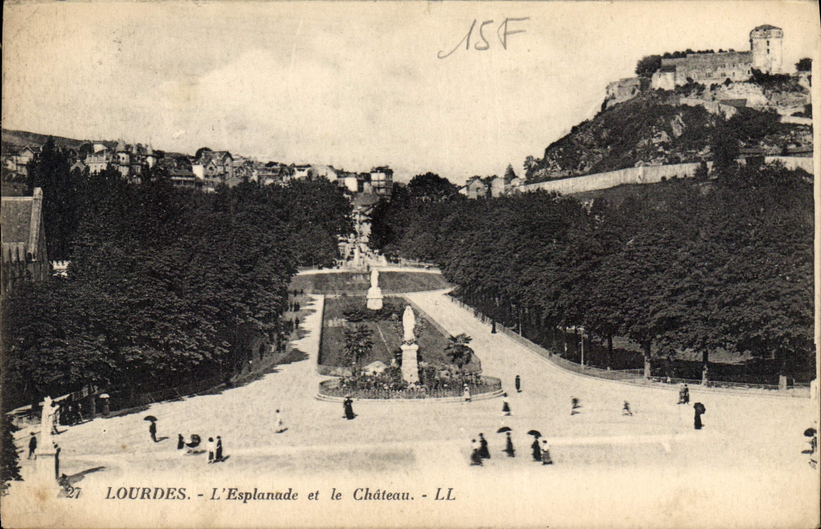 Lourdes - L'Esplanade et le Château - LL