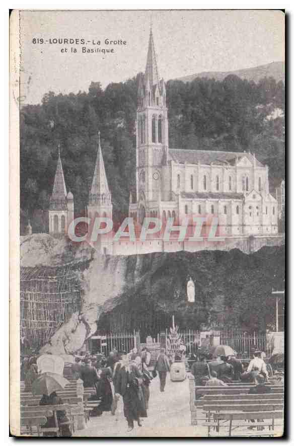 CPA Lourdes La Grotte et la Basilique 