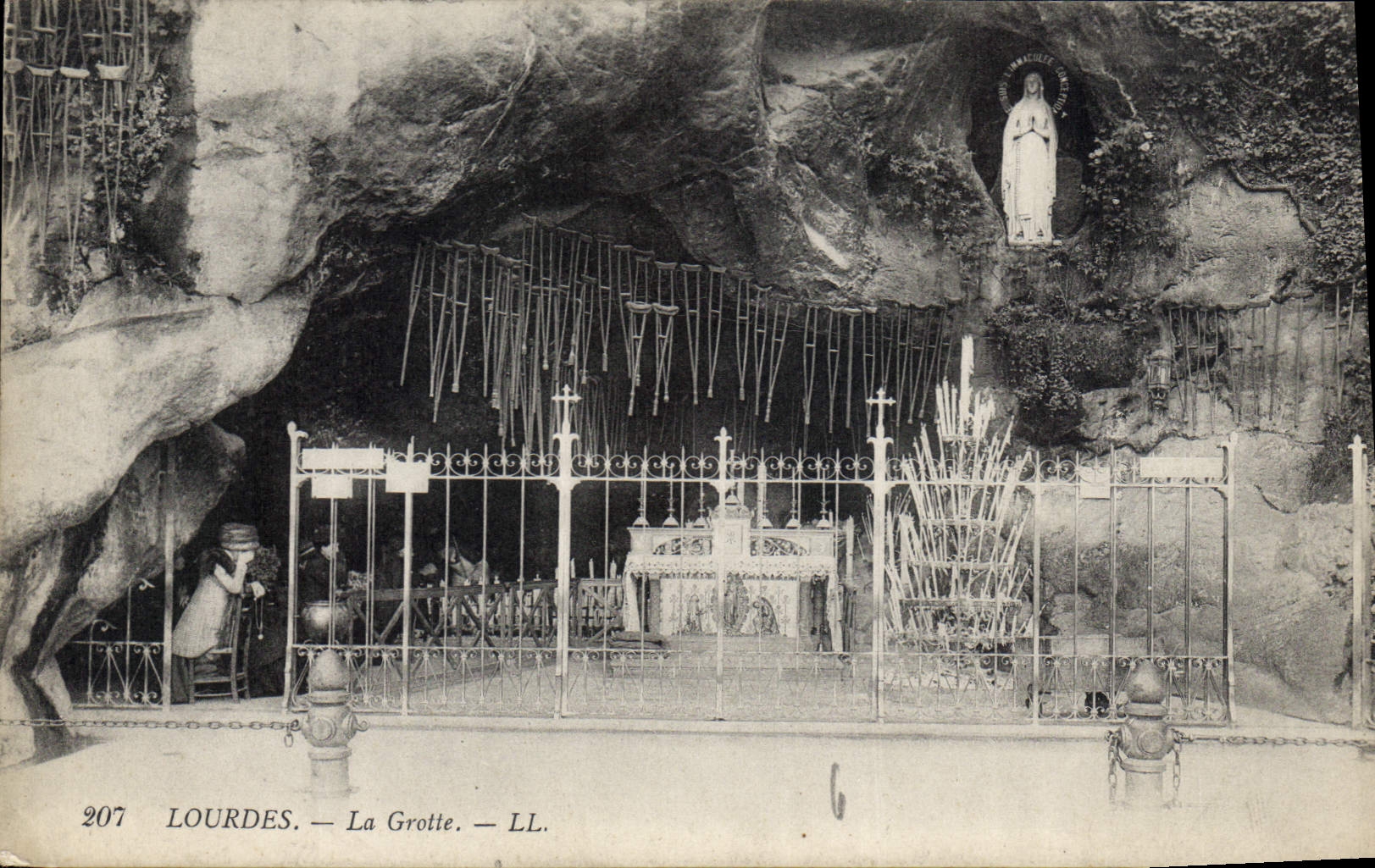 CPA Lourdes La Grotte 
