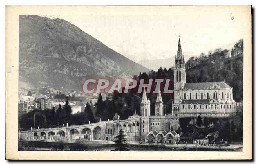 CPA Lourdes la Basilique et le Pic du Jer 