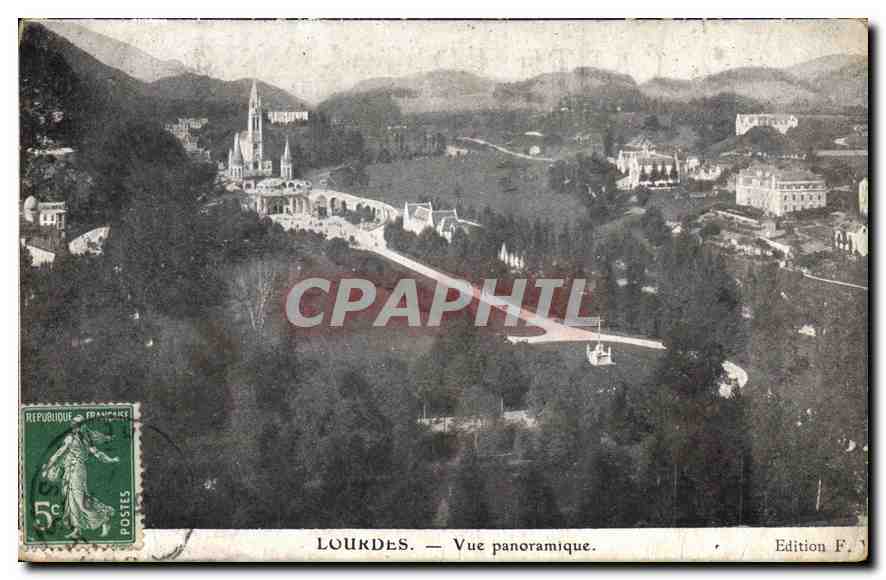 CPA Lourdes vue panoramique 