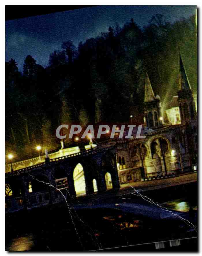 CPA Lourdes la Basilique Illuminee 