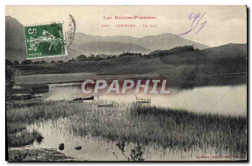 CPA Les Hautes Pyrenees Lourdes Le Lac 
