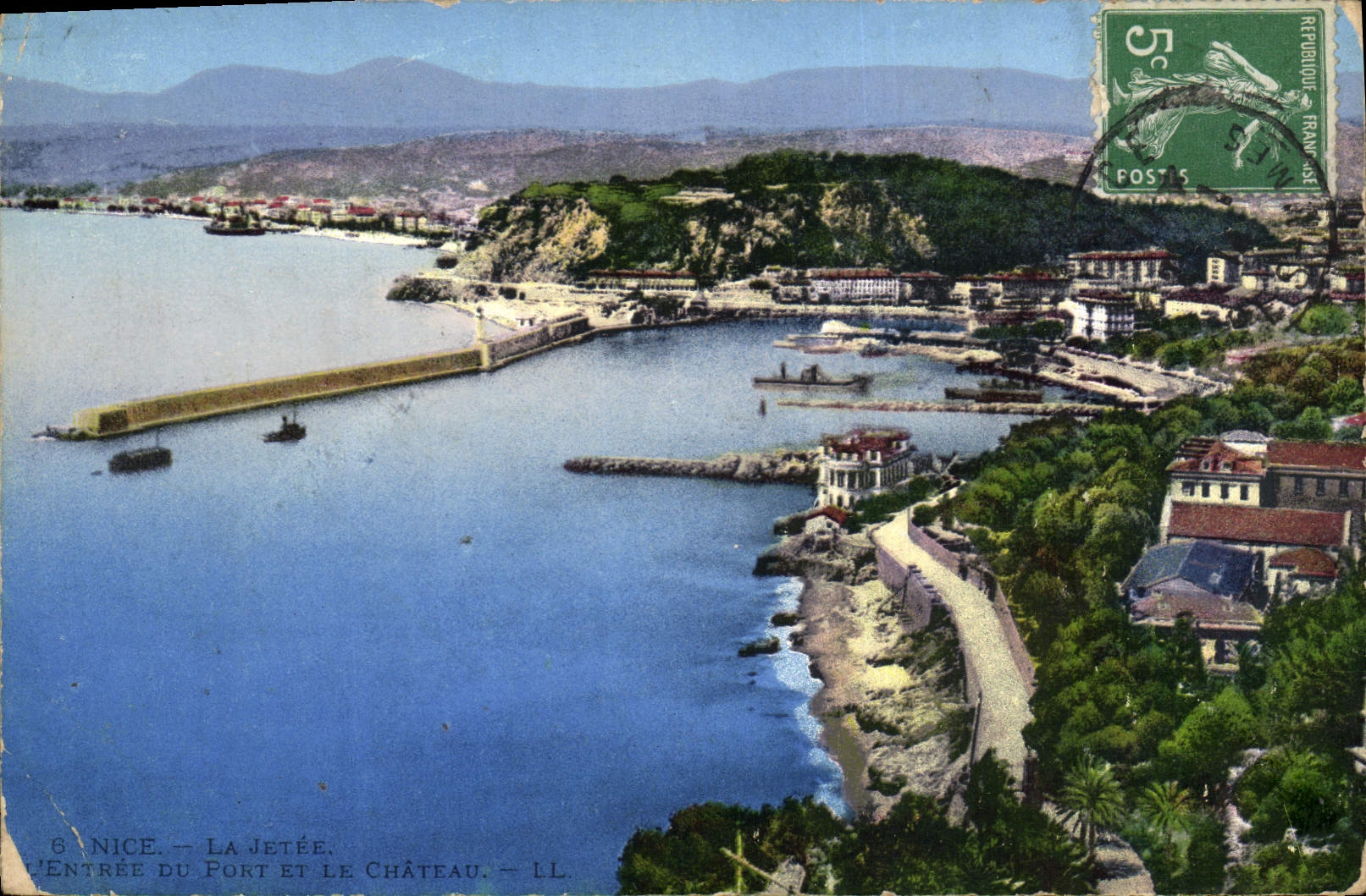 Nice — La Jetée et l'entrée du port avec le château — LL