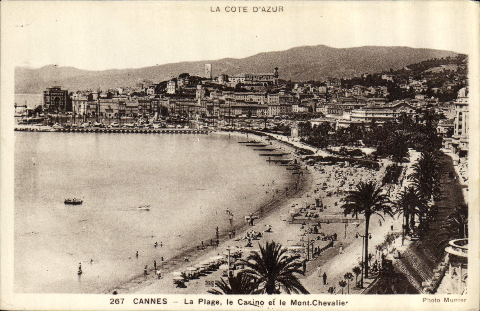 CANNES — La Plage, le Casino et le Mont-Chevalier — Photo Munier, n°267