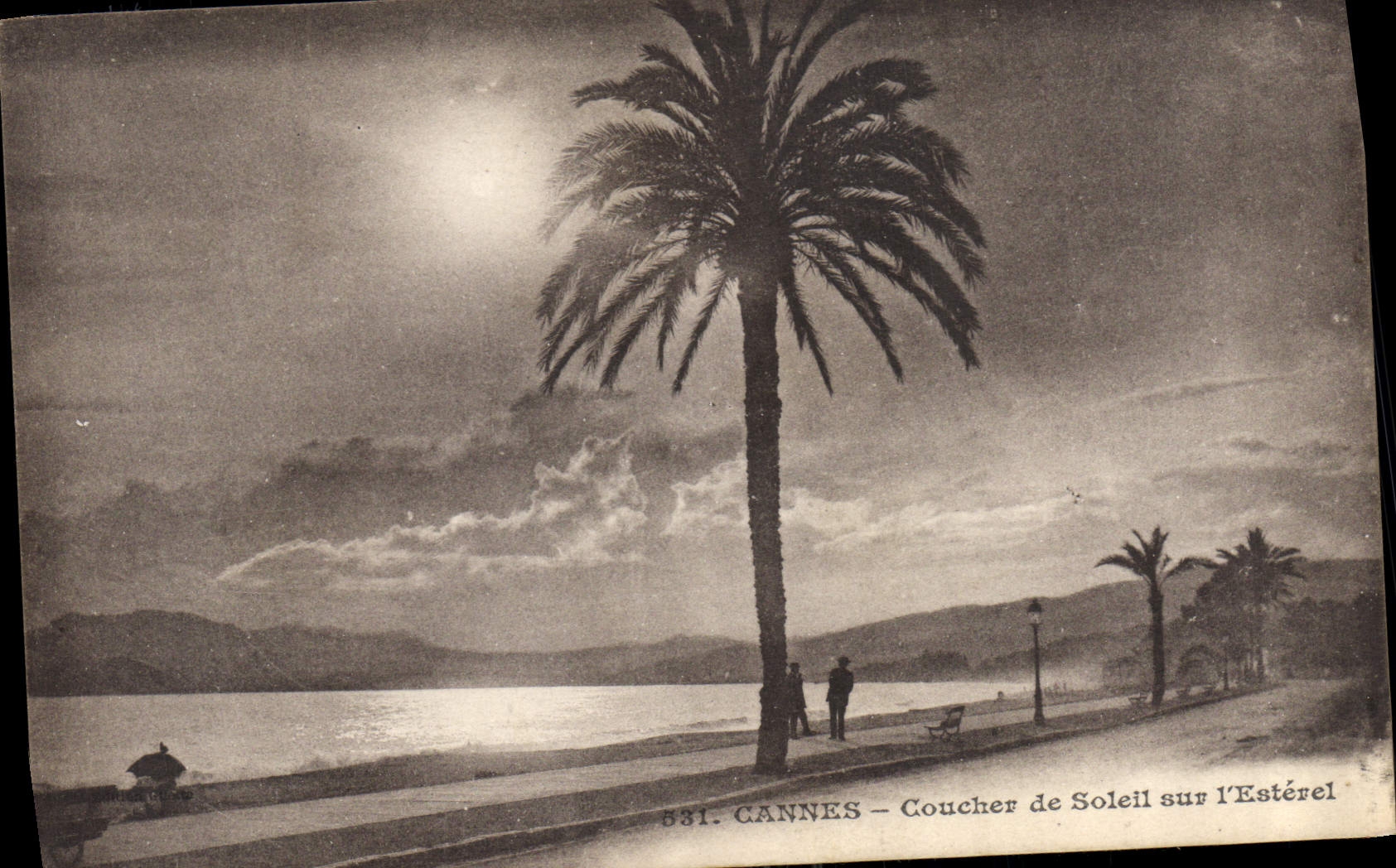 CANNES — Coucher de Soleil sur l'Estérel — Éditeur Giletta, n° 531