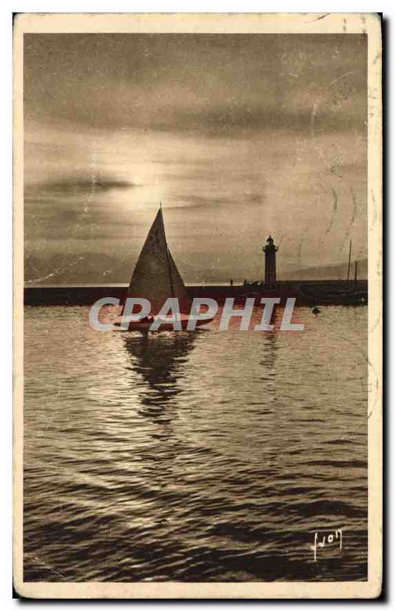 CPA Cannes Alpes Maritimes coucher de Soleil sur le Port 