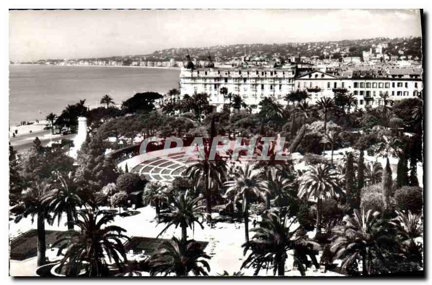CPA Nice le Monument du Centanaire le Theatre de Verdure et l'Hotel 
