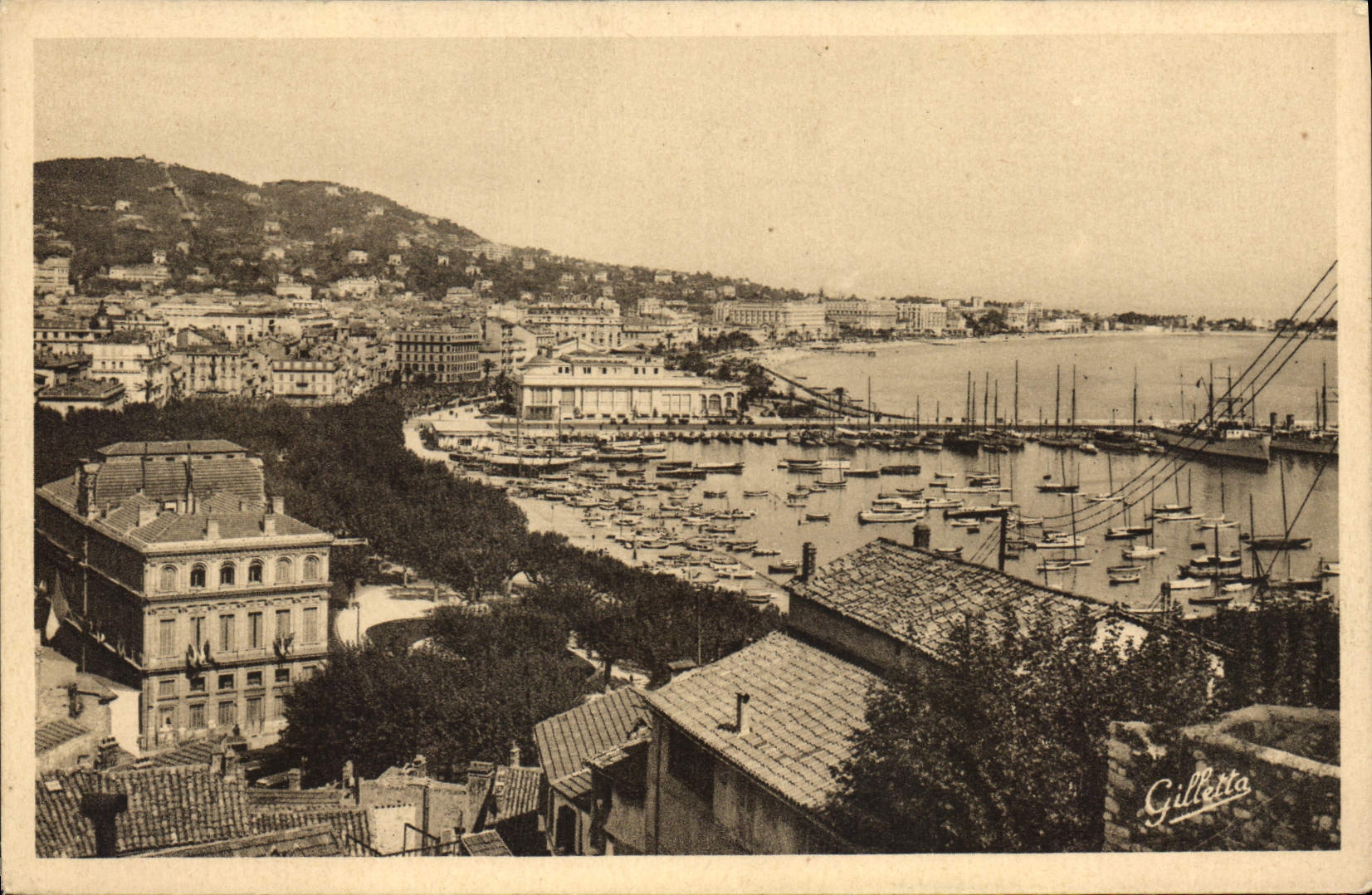CPA Cote d'Azur Artistique Cannes Vue generale 