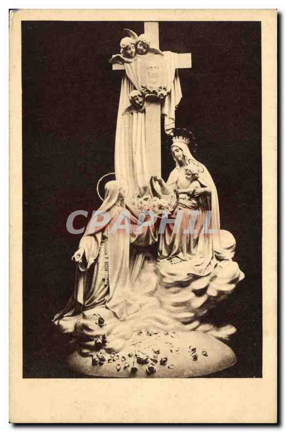CPA La Chapelle des Carmelites de Lisieux Groupe sculpte dominant le Maitre Autel 