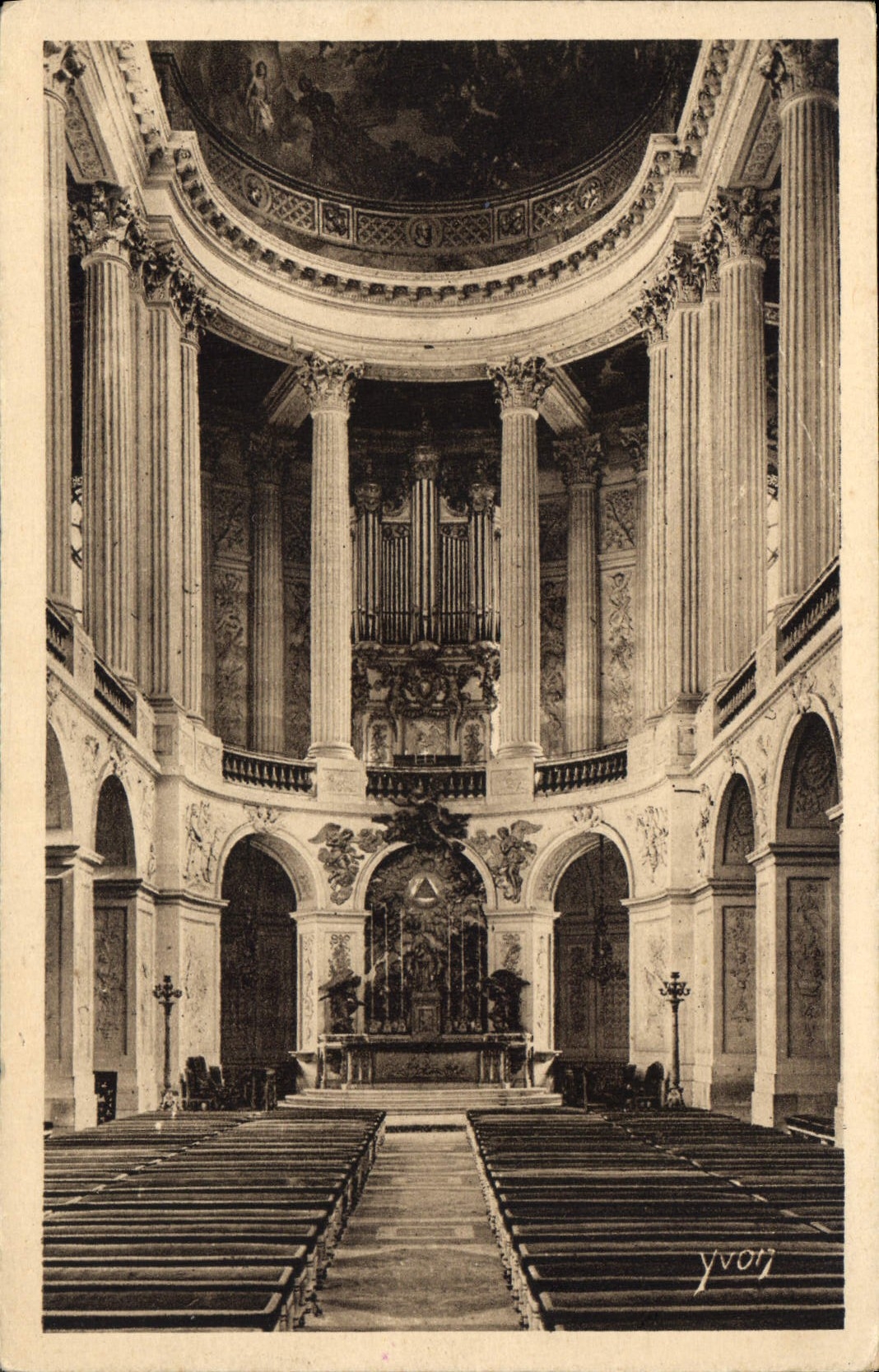 La Chapelle du Palais — œuvre de premier ordre par Mansart — Édition d'Art YVON, Paris