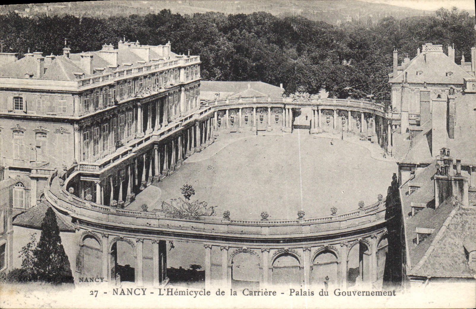 NANCY - L'Hémicycle de la Carrière - Palais du Gouvernement