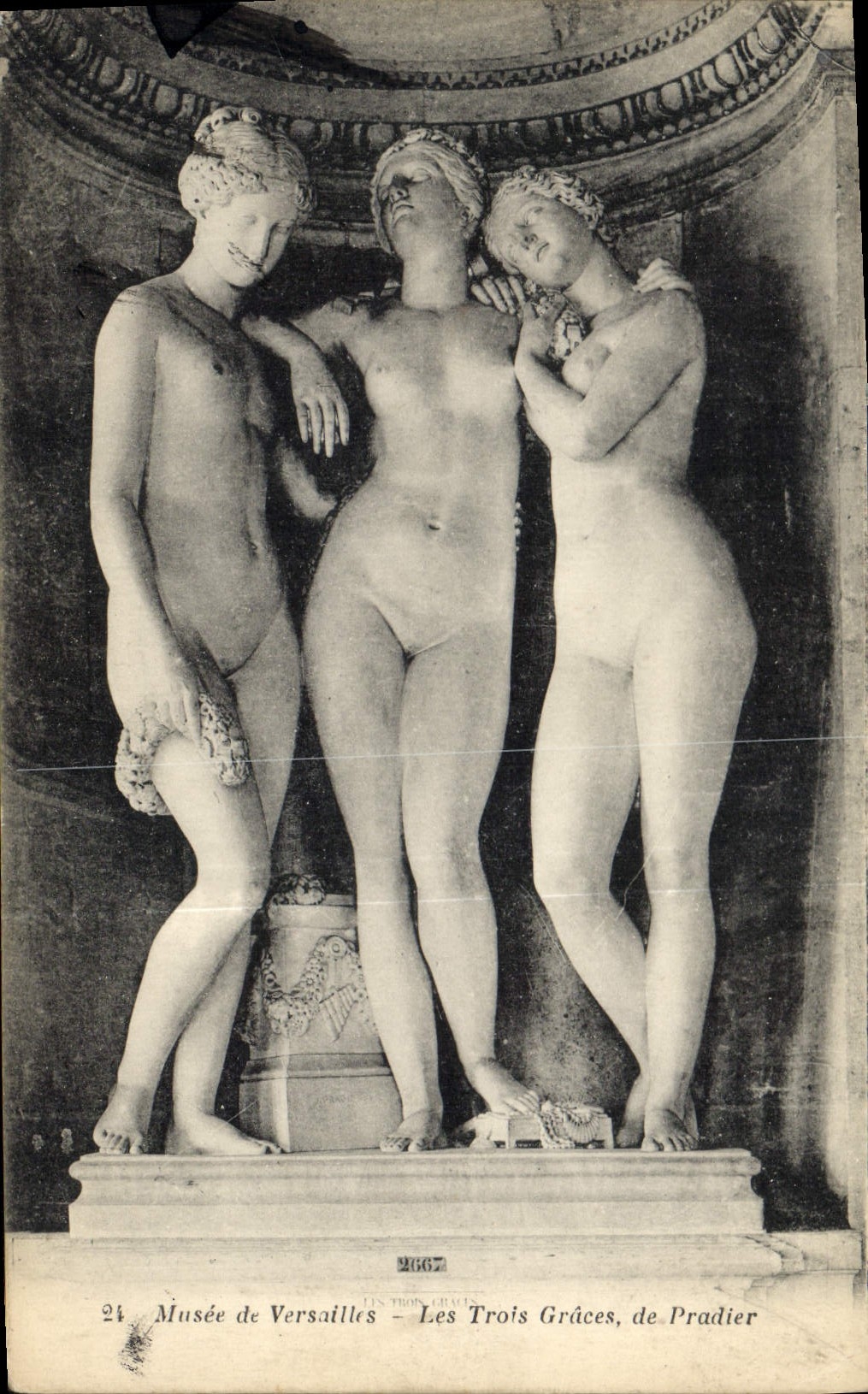 CPA Musee de Versailles Les Trois Graces de Pradier 