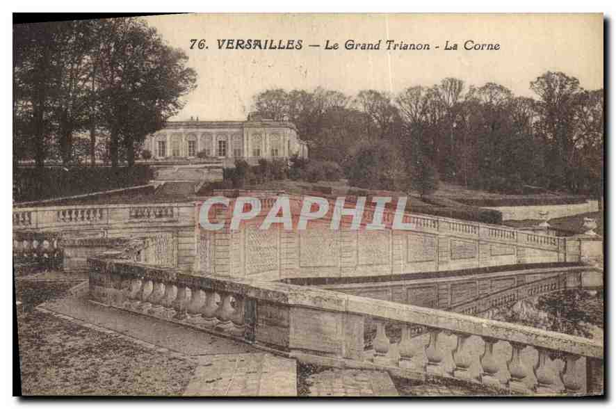 CPA Versailles Le Grand Trianon La Corne 