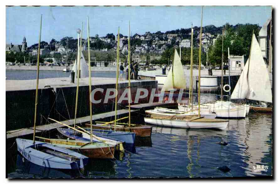 CPA Deauville Trouville Le Bassin des Yachts Bateaux