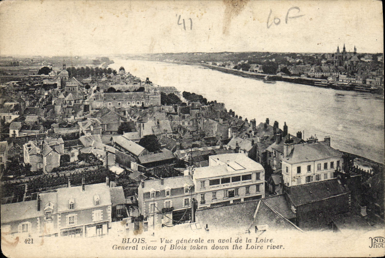 Blois — Vue générale en aval de la Loire — NDHOT