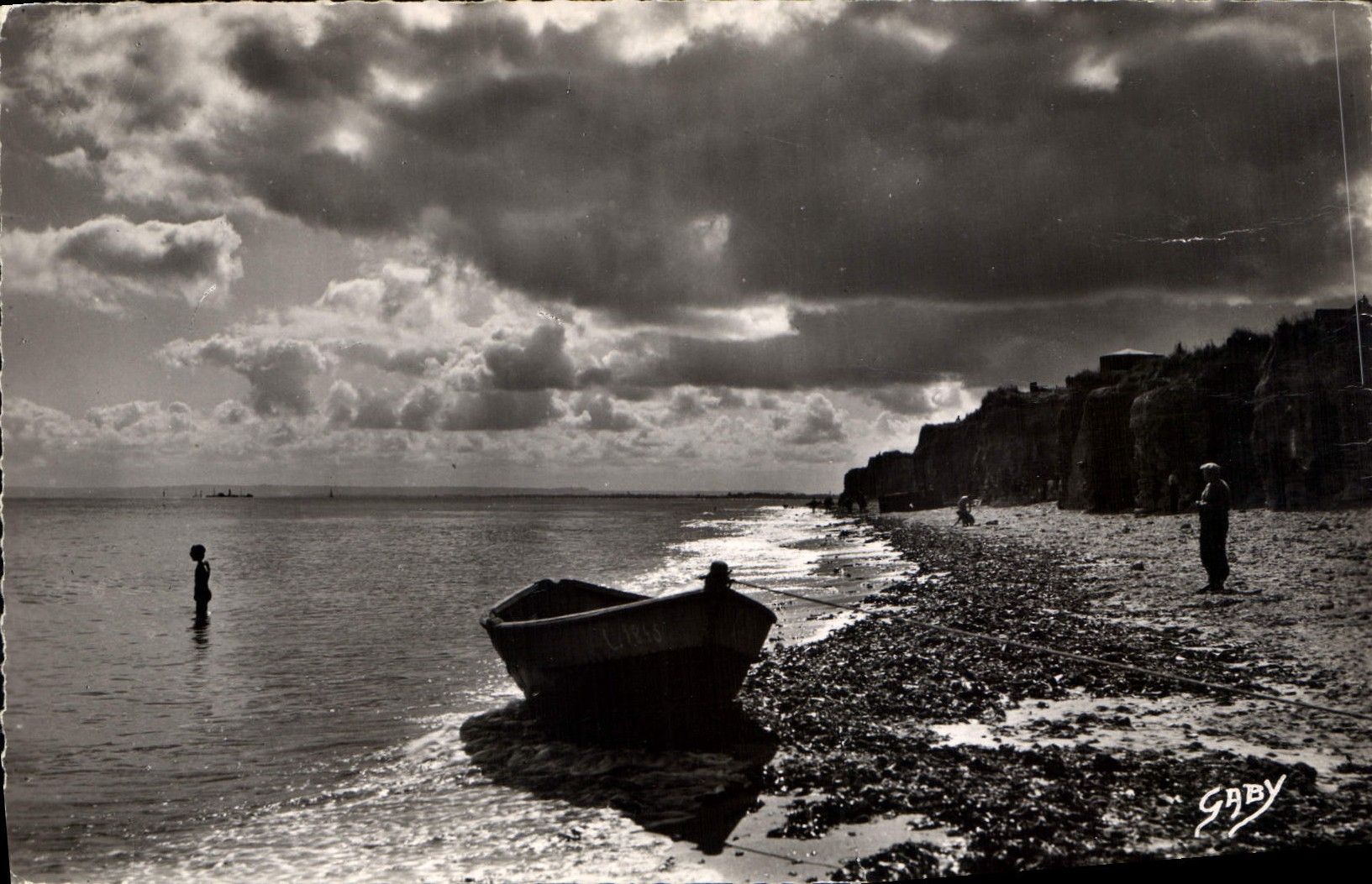 St-Aubin-sur-Mer — Contre-jour sur les Falaises — Gaby
