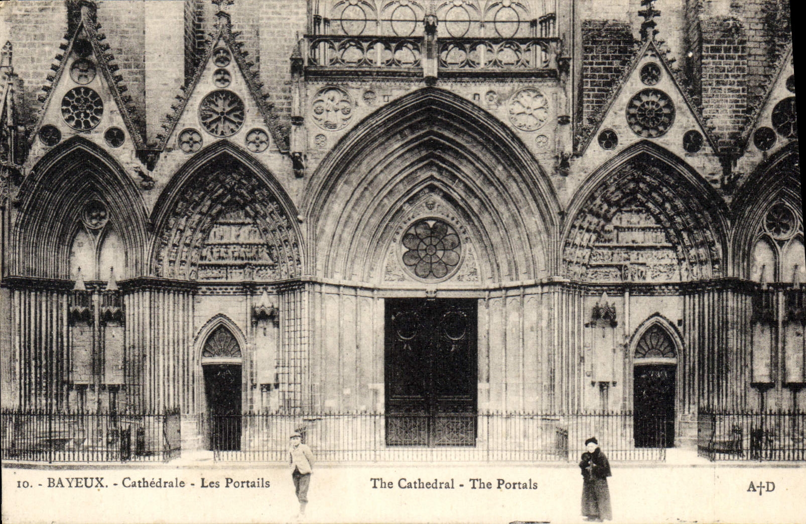 Bayeux - Cathédrale - Les Portails — A. Dubosq, édit., Commes (Savadoy)