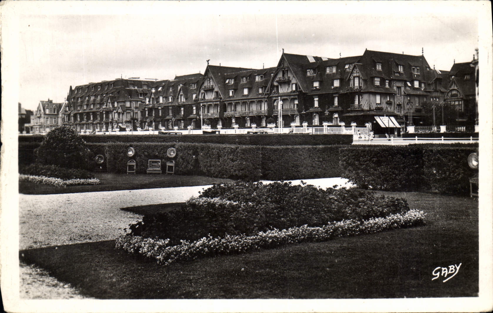 Deauville — Grande Plage — Éditions Gaby