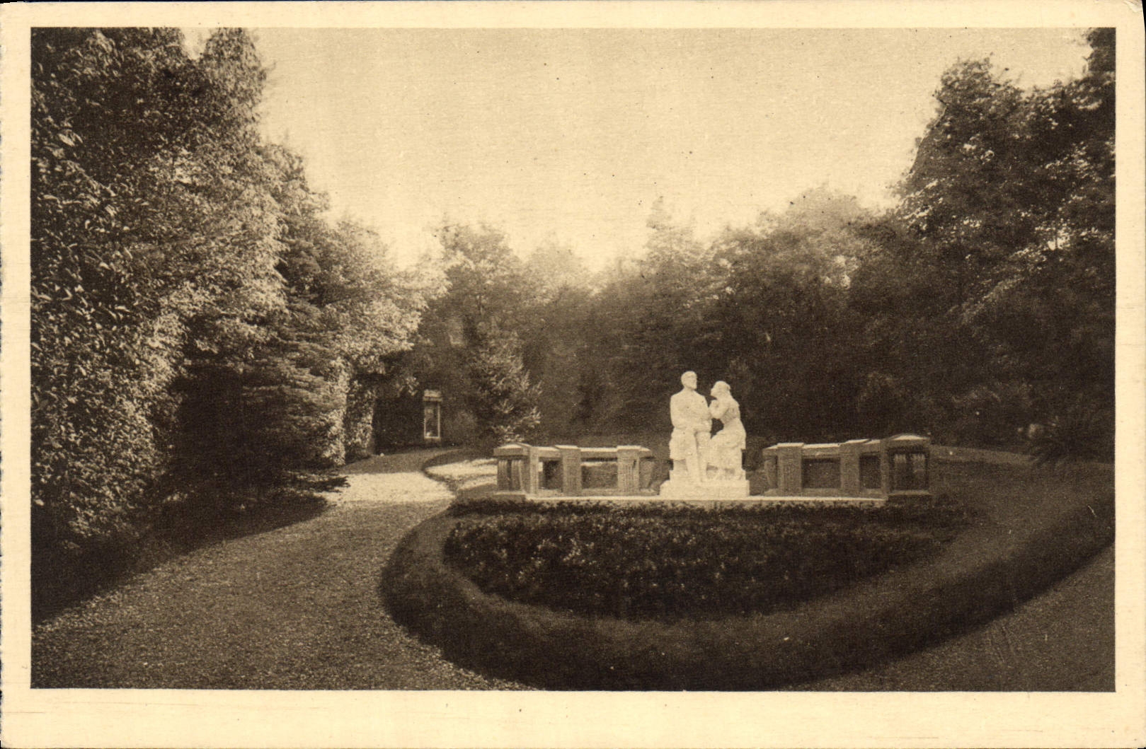 Jardin des Buissonnets — Monument commémoratif — Éditeur non identifié, n°8