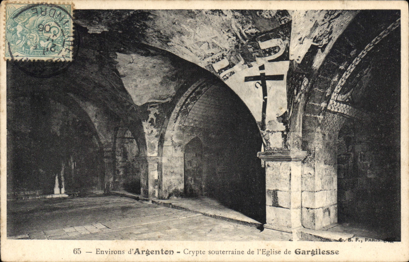 Environs d'Argenton — Crypte souterraine de l'Église de Gargilesse — B. F., Paris